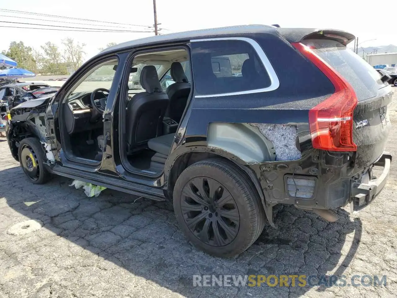 2 fotografías del automóvil dañado YV4L12PNXP1964744 VOLVO XC90 PLUS 2023