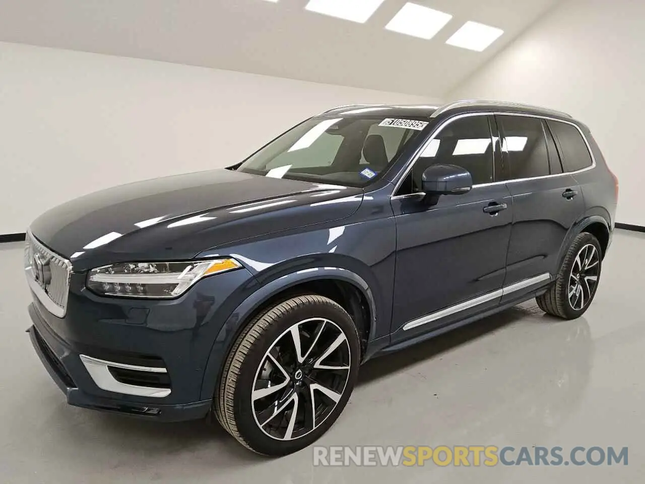 1 fotografías del automóvil dañado YV4062JE9R1202103 VOLVO XC90 PLUS 2024
