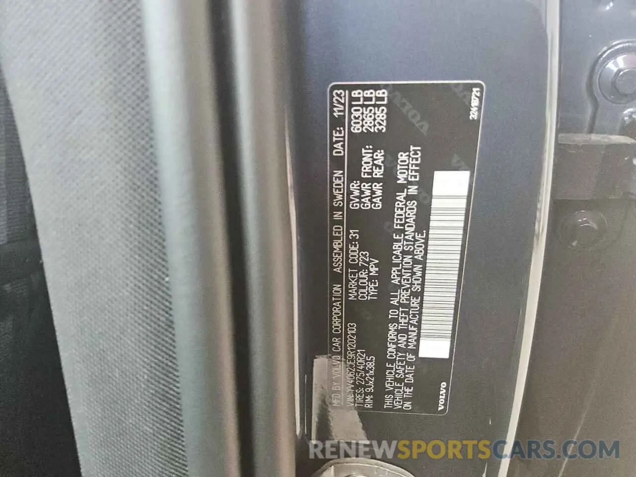 13 fotografías del automóvil dañado YV4062JE9R1202103 VOLVO XC90 PLUS 2024