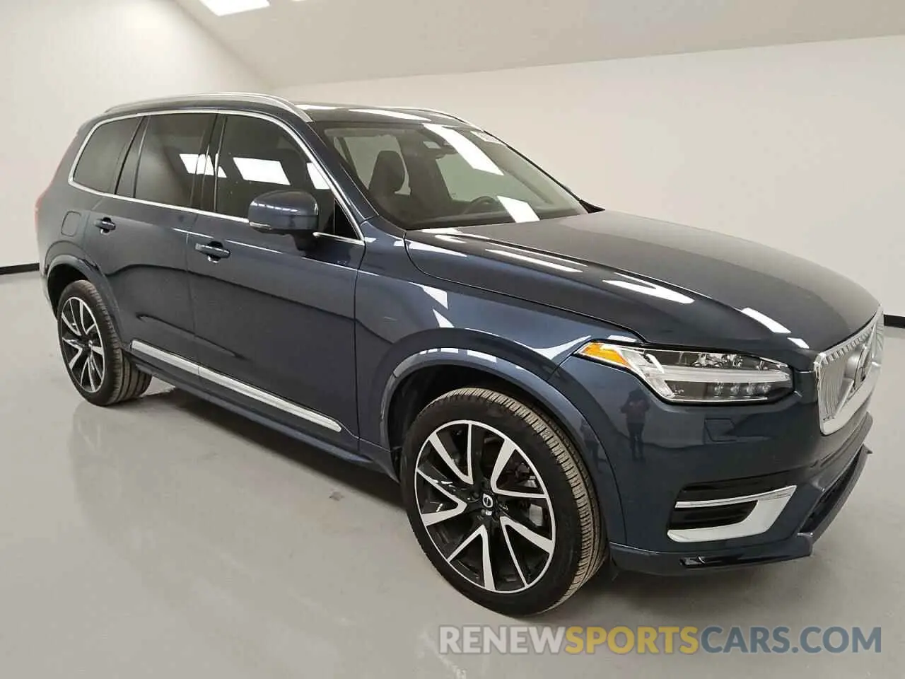 4 fotografías del automóvil dañado YV4062JE9R1202103 VOLVO XC90 PLUS 2024