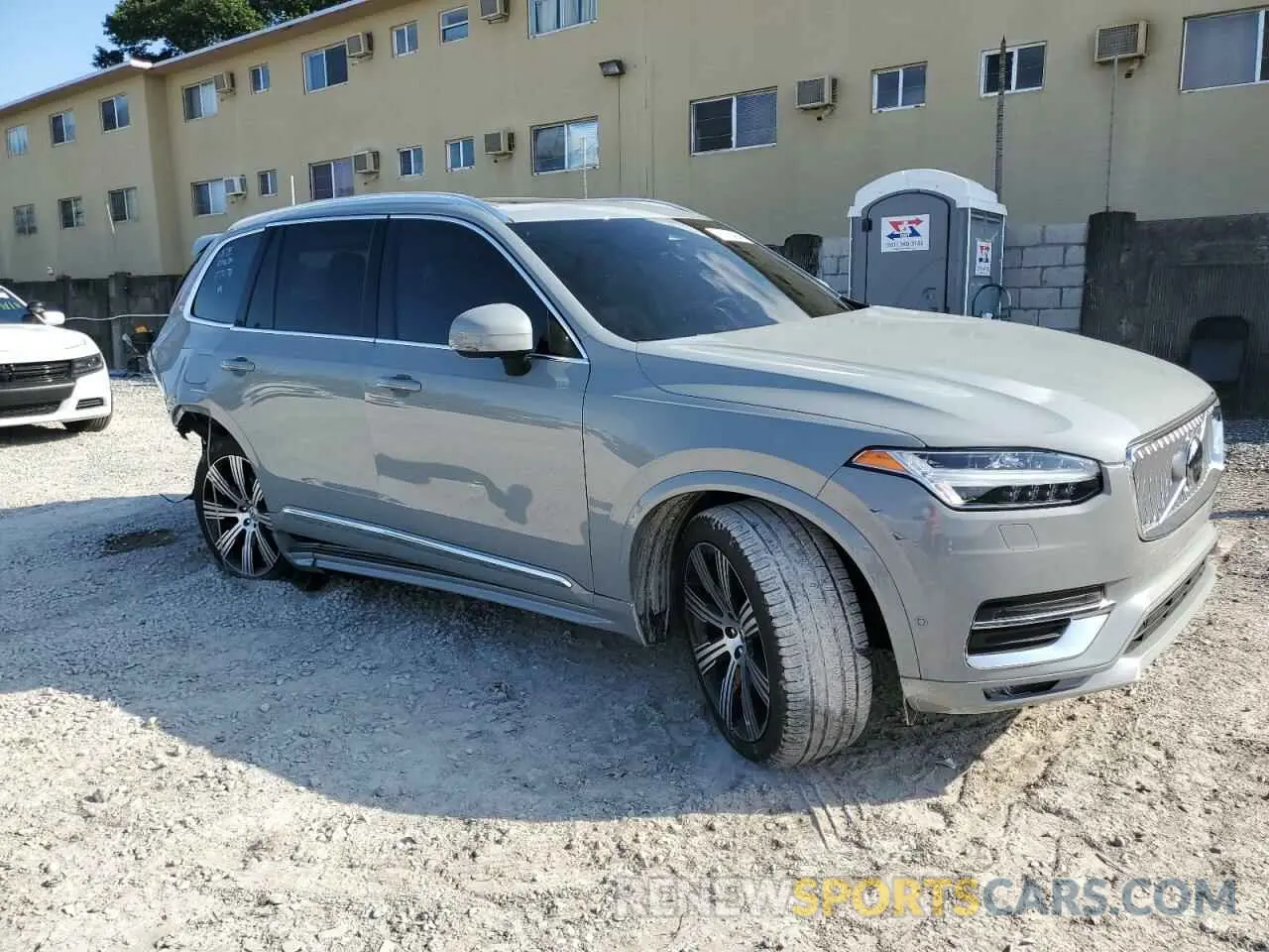4 fotografías del automóvil dañado YV4062PE0R1177079 VOLVO XC90 PLUS 2024