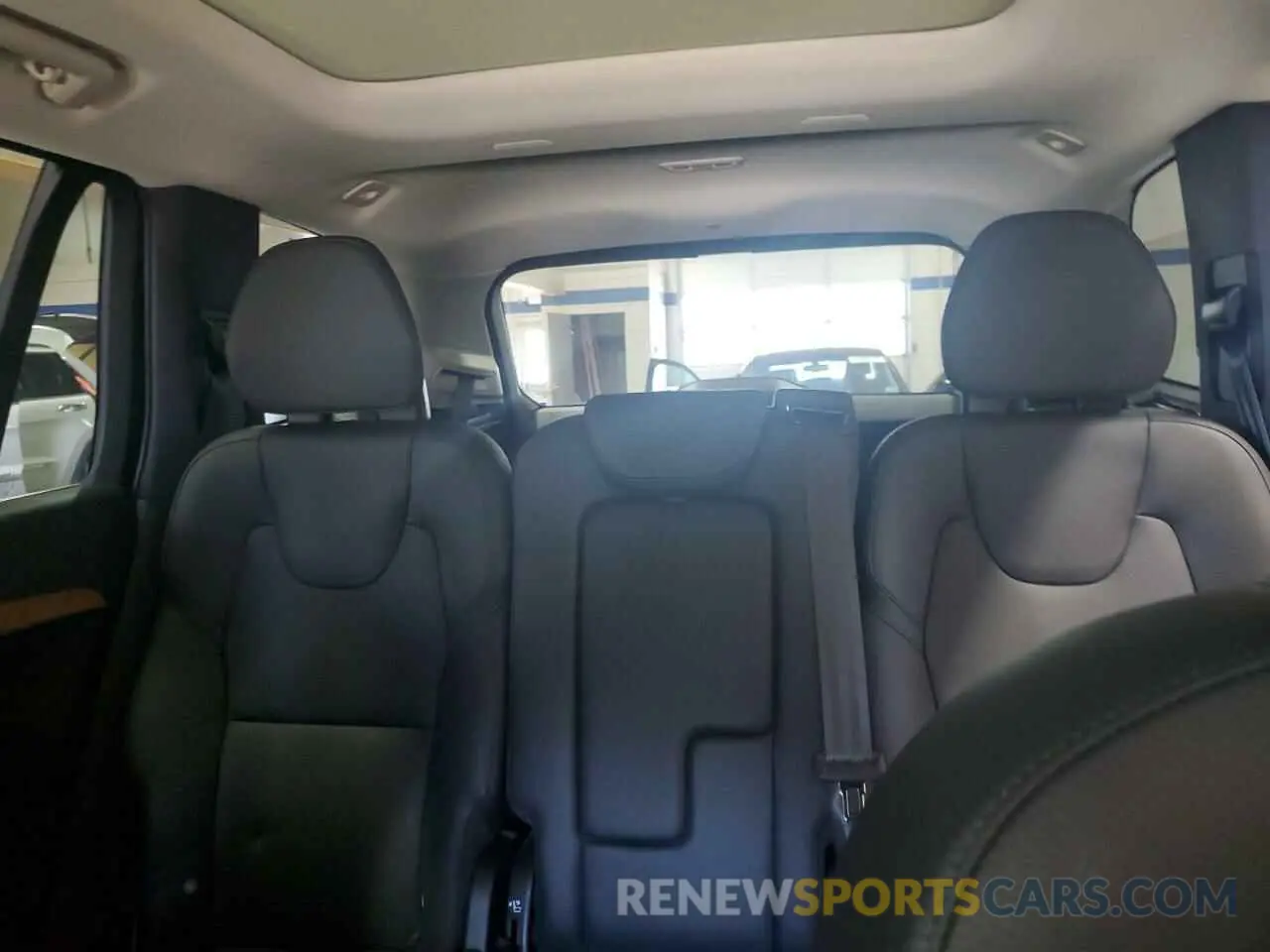 10 fotografías del automóvil dañado YV4062PE1R1181724 VOLVO XC90 PLUS 2024