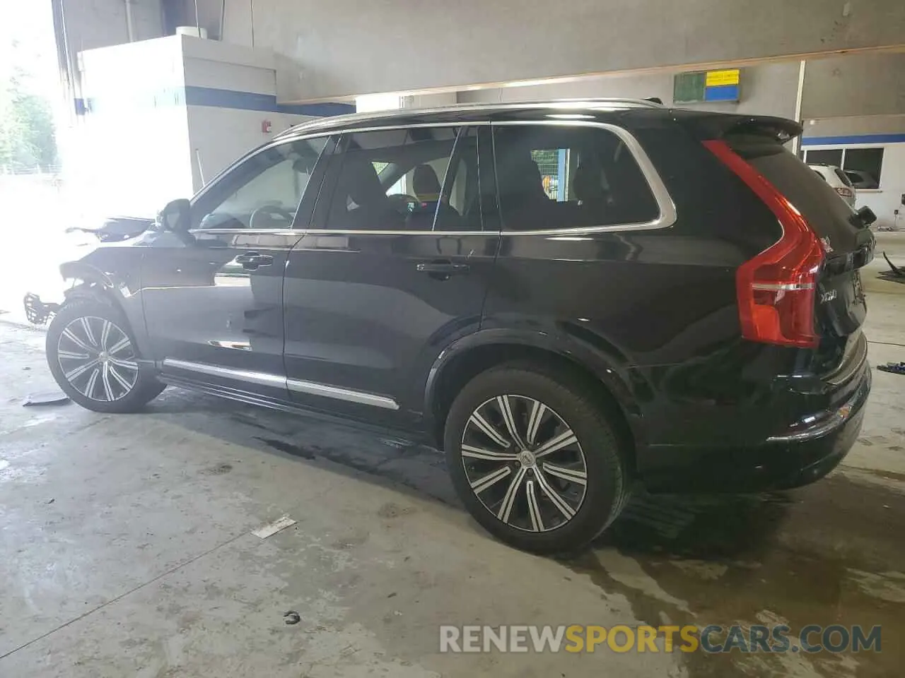 2 fotografías del automóvil dañado YV4062PE1R1181724 VOLVO XC90 PLUS 2024