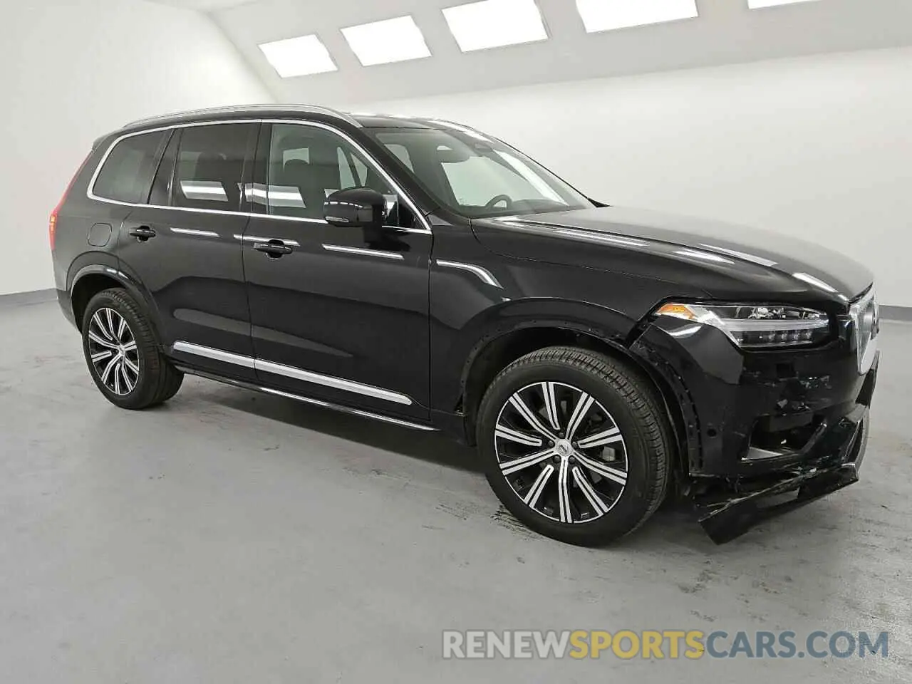 4 fotografías del automóvil dañado YV4062PE2R1182283 VOLVO XC90 PLUS 2024