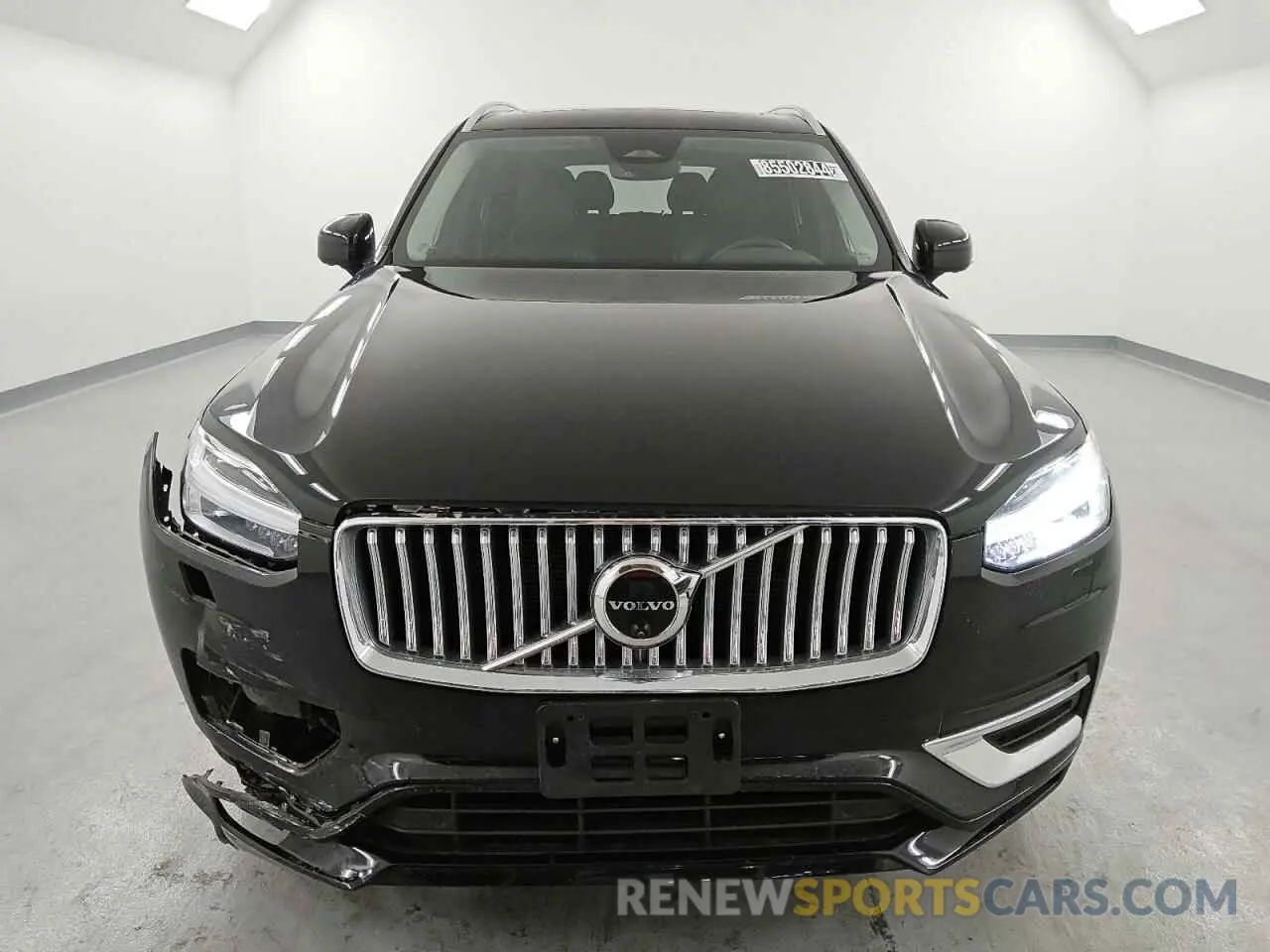 5 fotografías del automóvil dañado YV4062PE2R1182283 VOLVO XC90 PLUS 2024