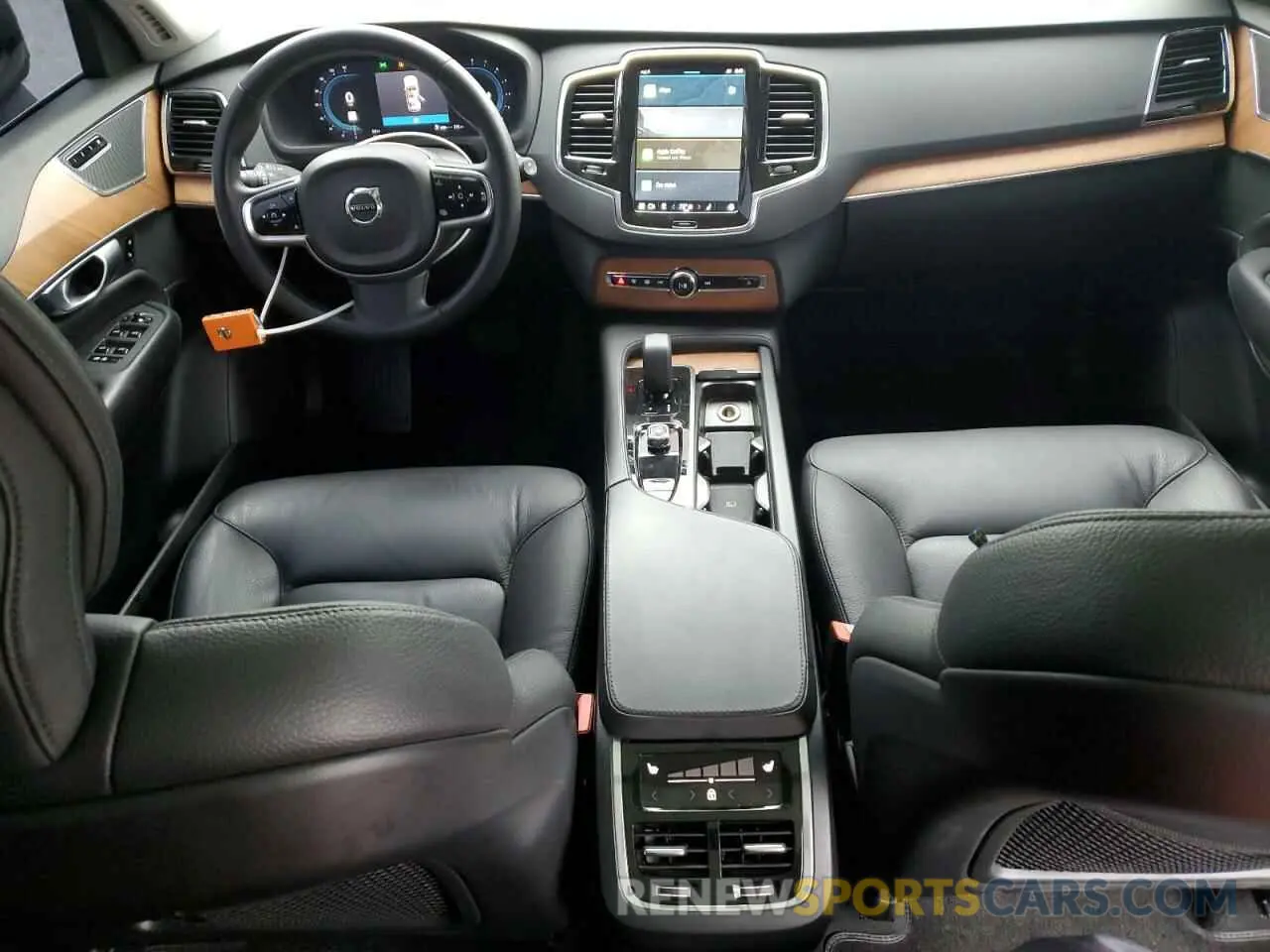 8 fotografías del automóvil dañado YV4062PE5R1196808 VOLVO XC90 PLUS 2024