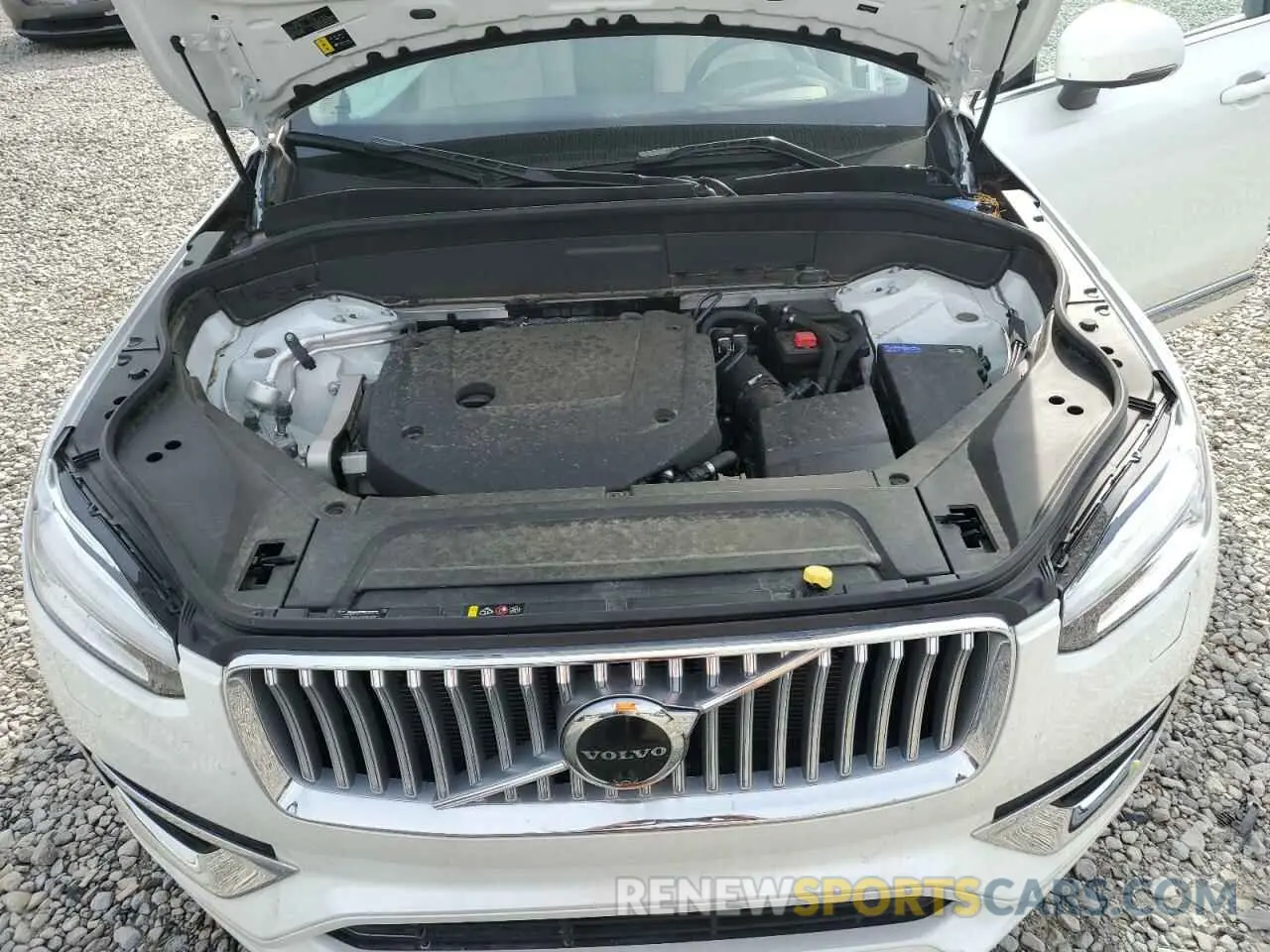 12 fotografías del automóvil dañado YV4062PE8R1164676 VOLVO XC90 PLUS 2024