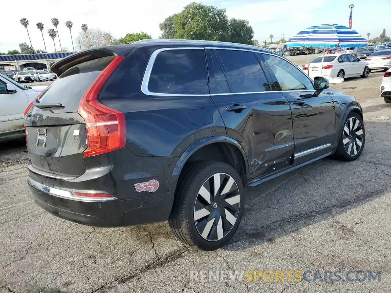 3 fotografías del automóvil dañado YV4H60CE1R1191196 VOLVO XC90 PLUS 2024