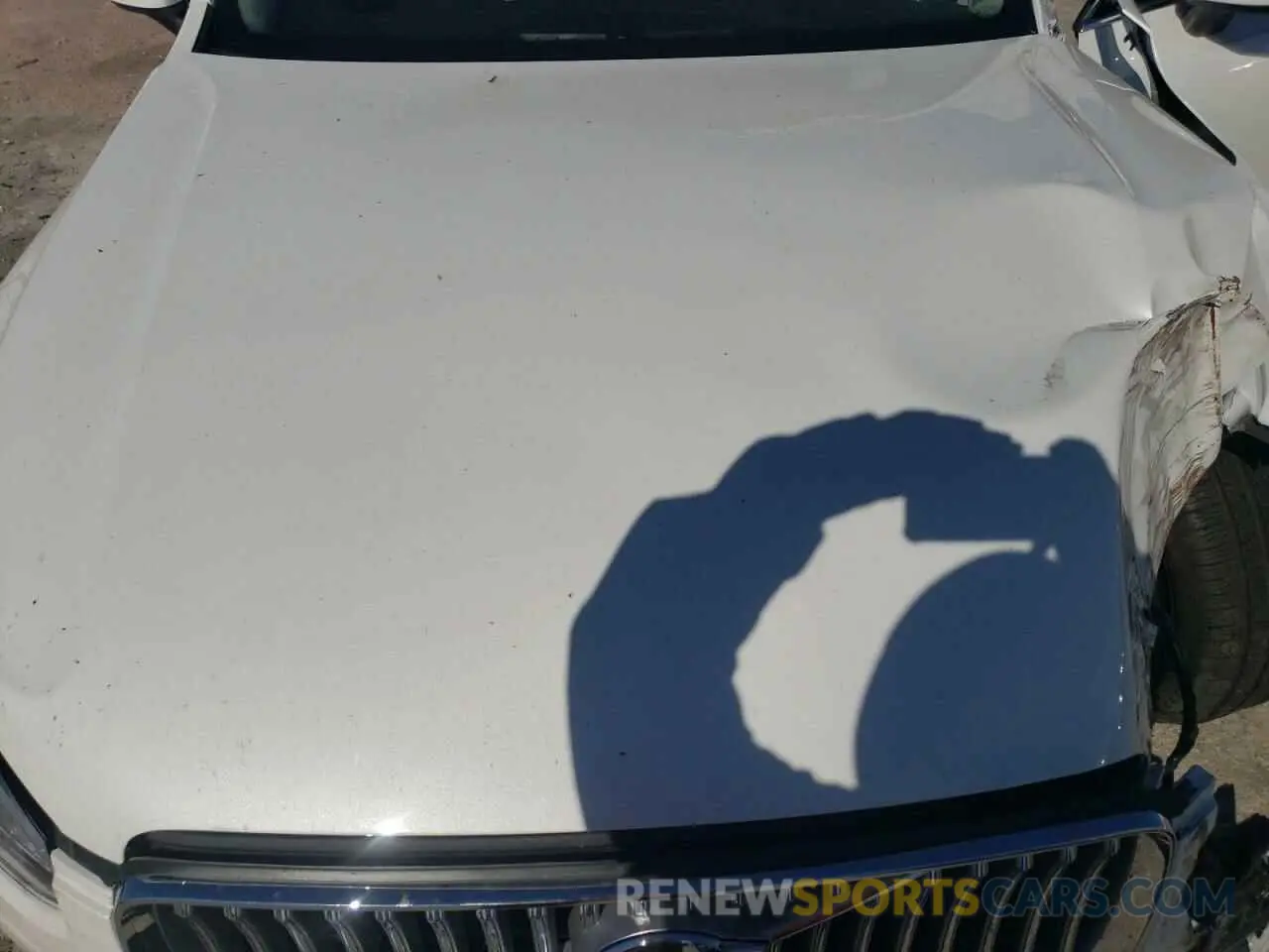 12 fotografías del automóvil dañado YV4H60CE7R1228591 VOLVO XC90 PLUS 2024