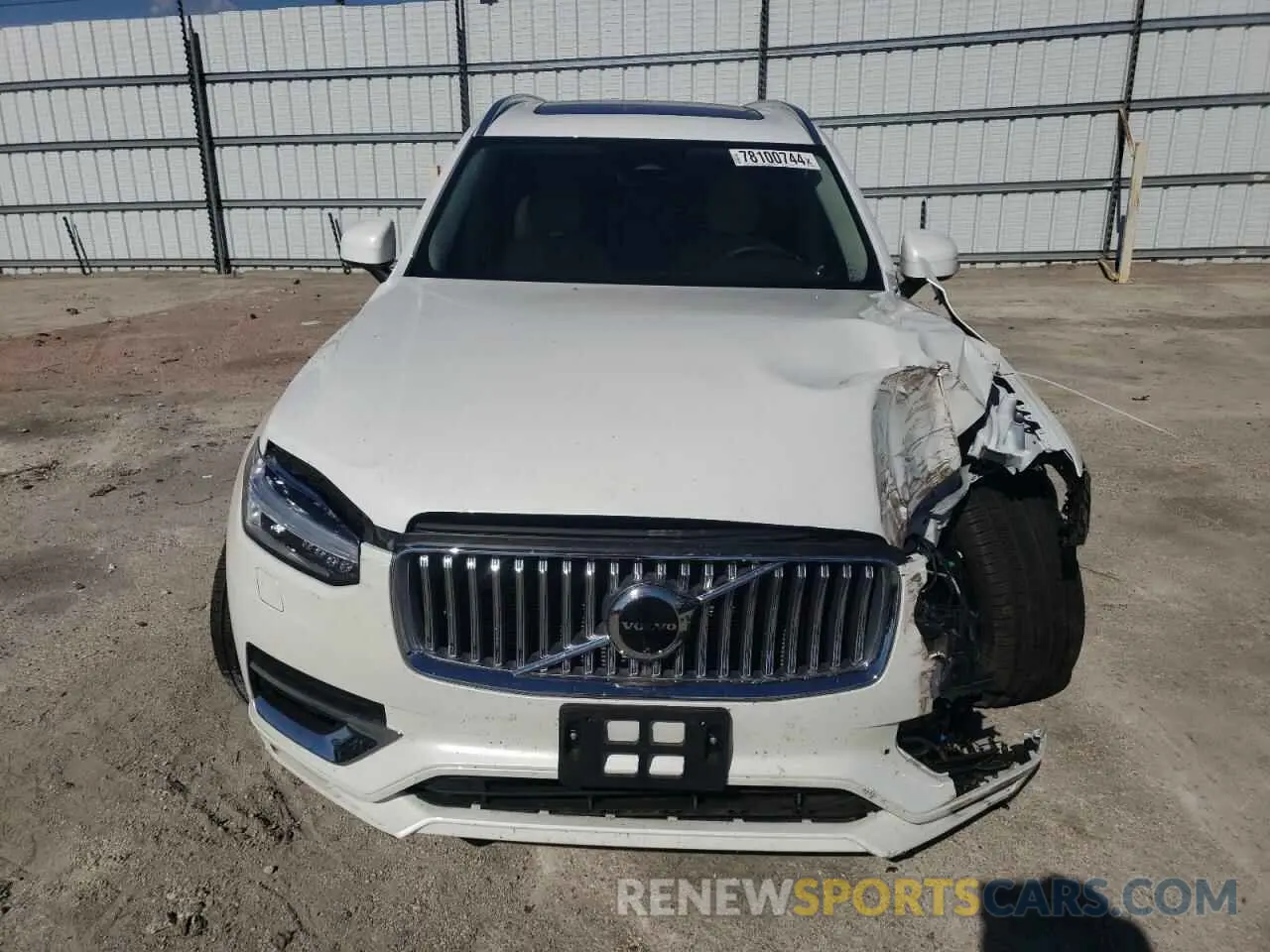 5 fotografías del automóvil dañado YV4H60CE7R1228591 VOLVO XC90 PLUS 2024