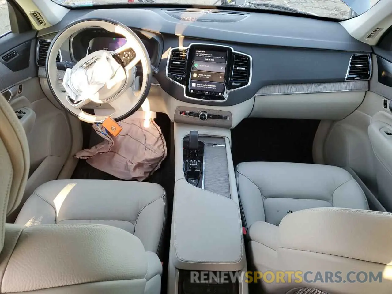 8 fotografías del automóvil dañado YV4H60CE9R1166515 VOLVO XC90 PLUS 2024