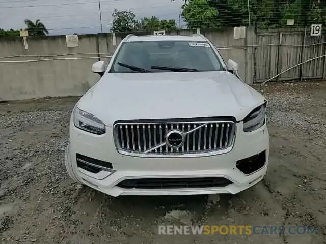 12 fotografías del automóvil dañado YV4L12PE0R1240466 VOLVO XC90 PLUS 2024