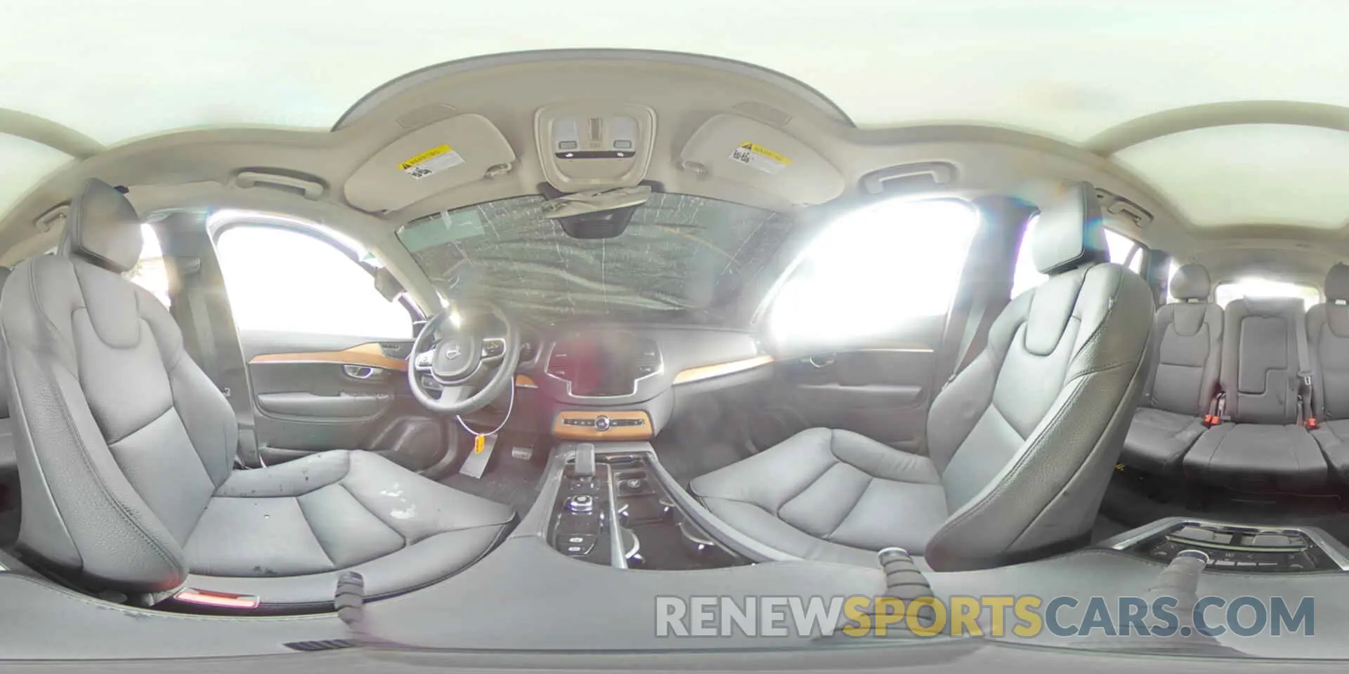 13 fotografías del automóvil dañado YV4L12PE0R1240466 VOLVO XC90 PLUS 2024