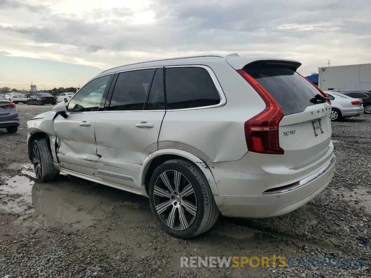 2 fotografías del automóvil dañado YV4L12PE0R1240466 VOLVO XC90 PLUS 2024