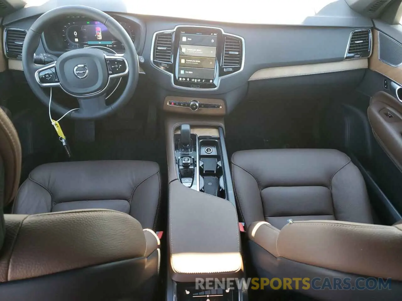 8 fotografías del automóvil dañado YV4L12PE2R1235477 VOLVO XC90 PLUS 2024