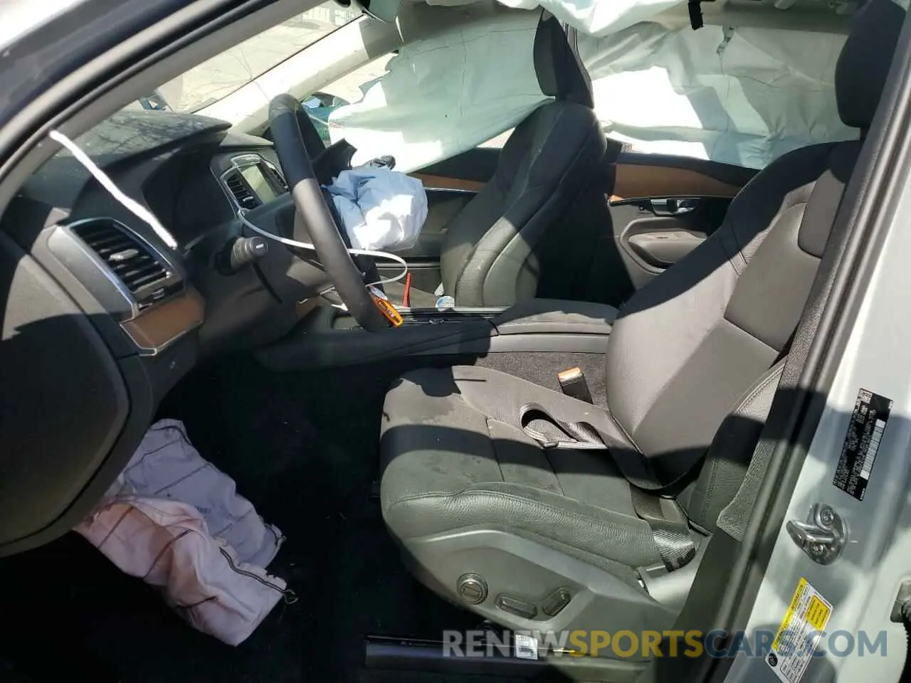7 fotografías del automóvil dañado YV4L12PEXR1236571 VOLVO XC90 PLUS 2024