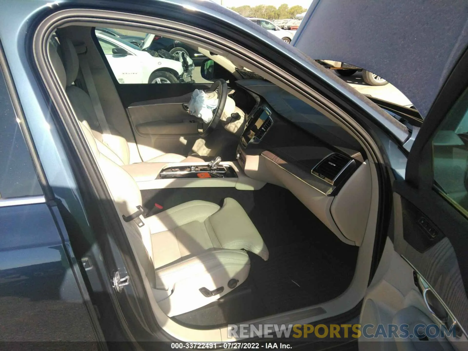 5 fotografías del automóvil dañado YV4BR0CL5N1776501 VOLVO XC90 RECHARGE 2022