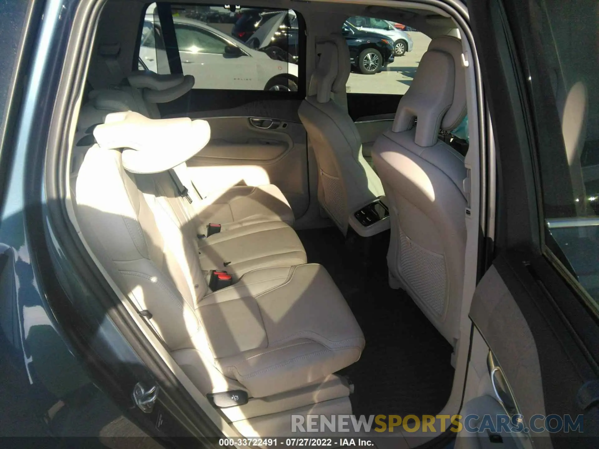 8 fotografías del automóvil dañado YV4BR0CL5N1776501 VOLVO XC90 RECHARGE 2022