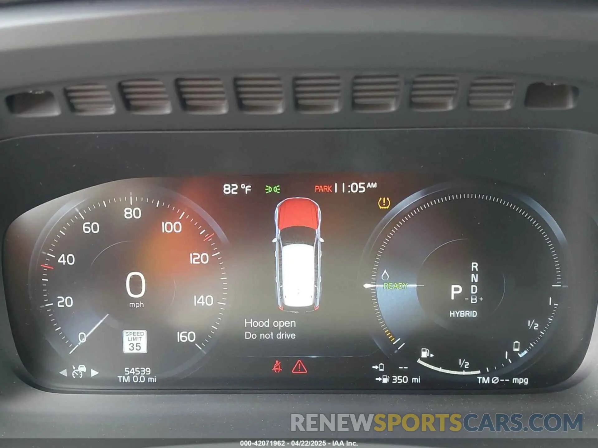 16 fotografías del automóvil dañado YV4BR00L8M1680722 VOLVO XC90 RECHARGE PLUG-IN HYBRID 2021