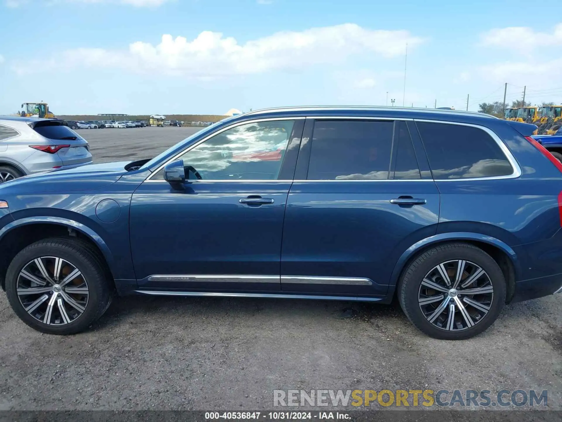14 fotografías del automóvil dañado YV4BR0CL7M1765112 VOLVO XC90 RECHARGE PLUG-IN HYBRID 2021