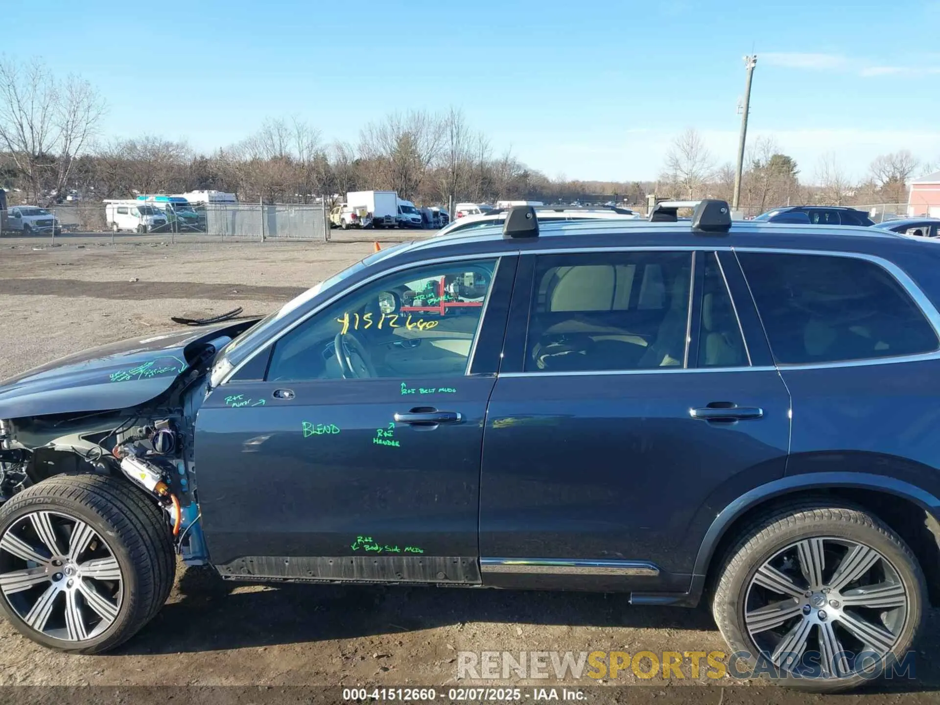 14 fotografías del automóvil dañado YV4BR00L9N1790812 VOLVO XC90 RECHARGE PLUG-IN HYBRID 2022