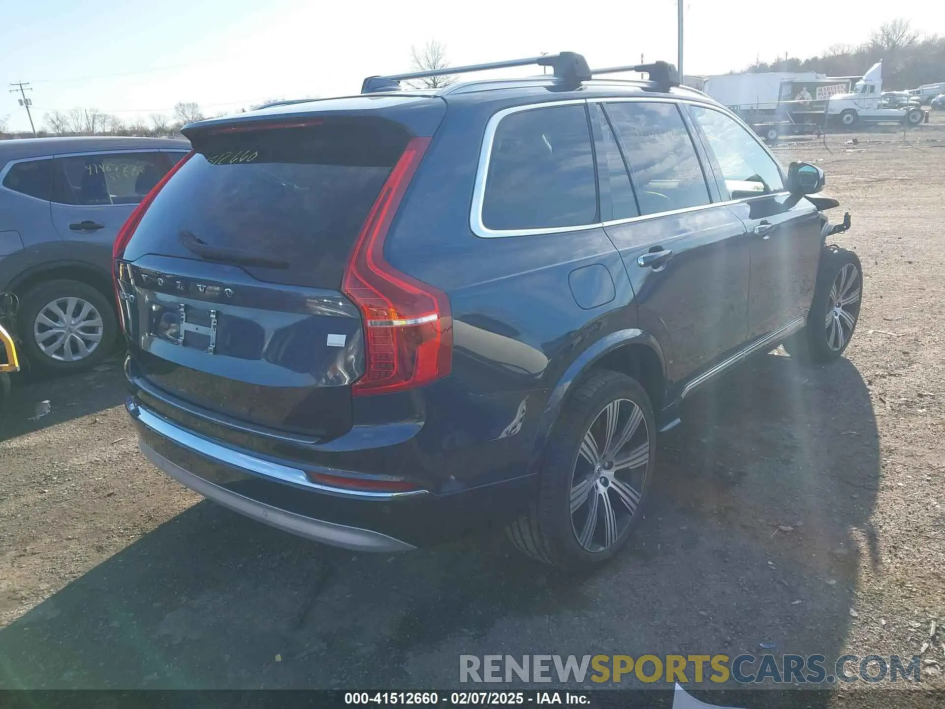 4 fotografías del automóvil dañado YV4BR00L9N1790812 VOLVO XC90 RECHARGE PLUG-IN HYBRID 2022
