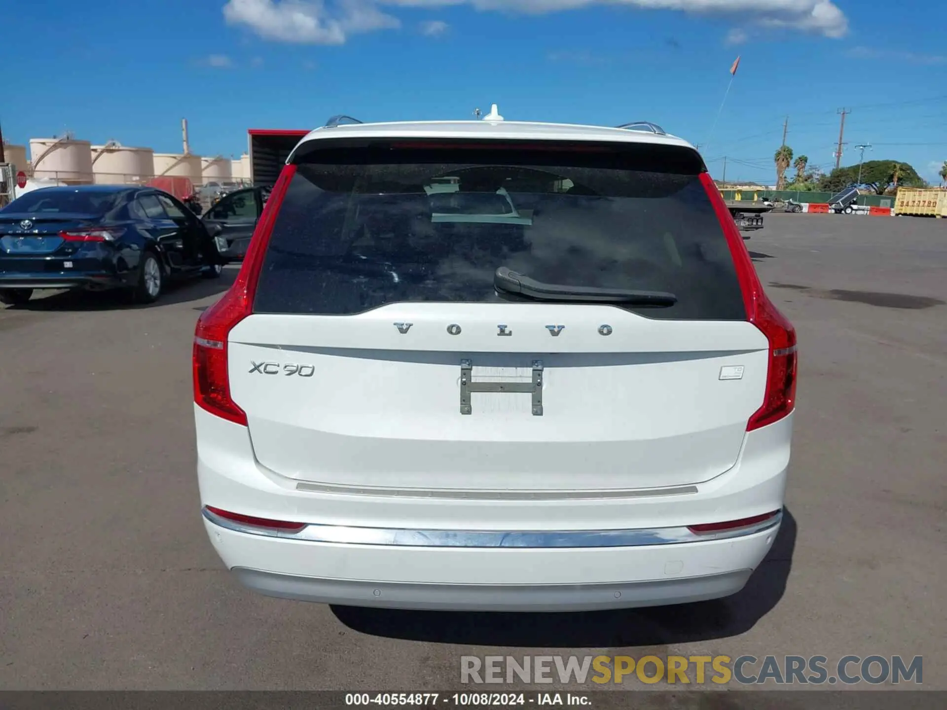 16 fotografías del automóvil dañado YV4H60CL7N1825300 VOLVO XC90 RECHARGE PLUG-IN HYBRID 2022