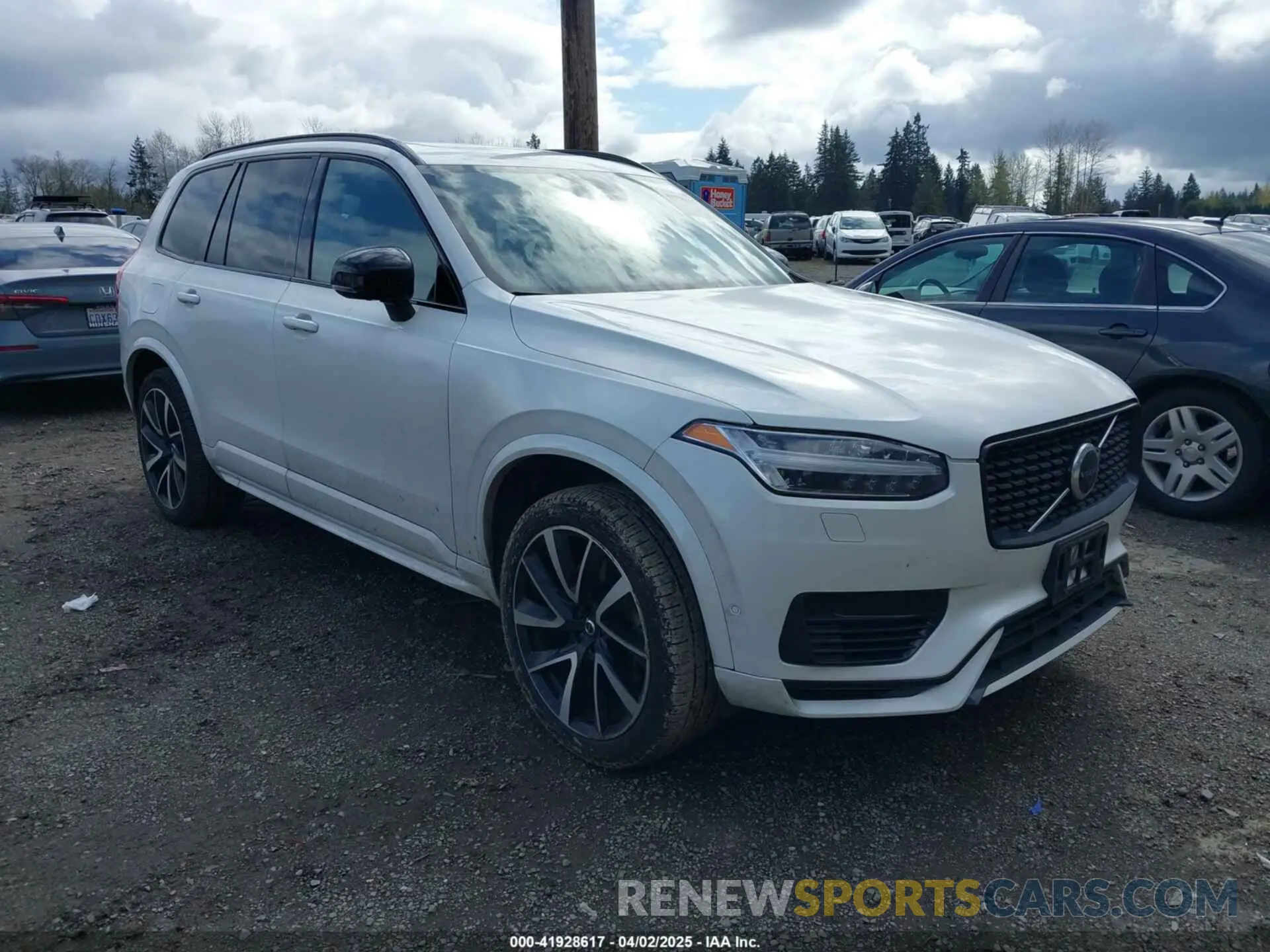 1 fotografías del automóvil dañado YV4H60CW7P1925202 VOLVO XC90 RECHARGE PLUG-IN HYBRID 2023