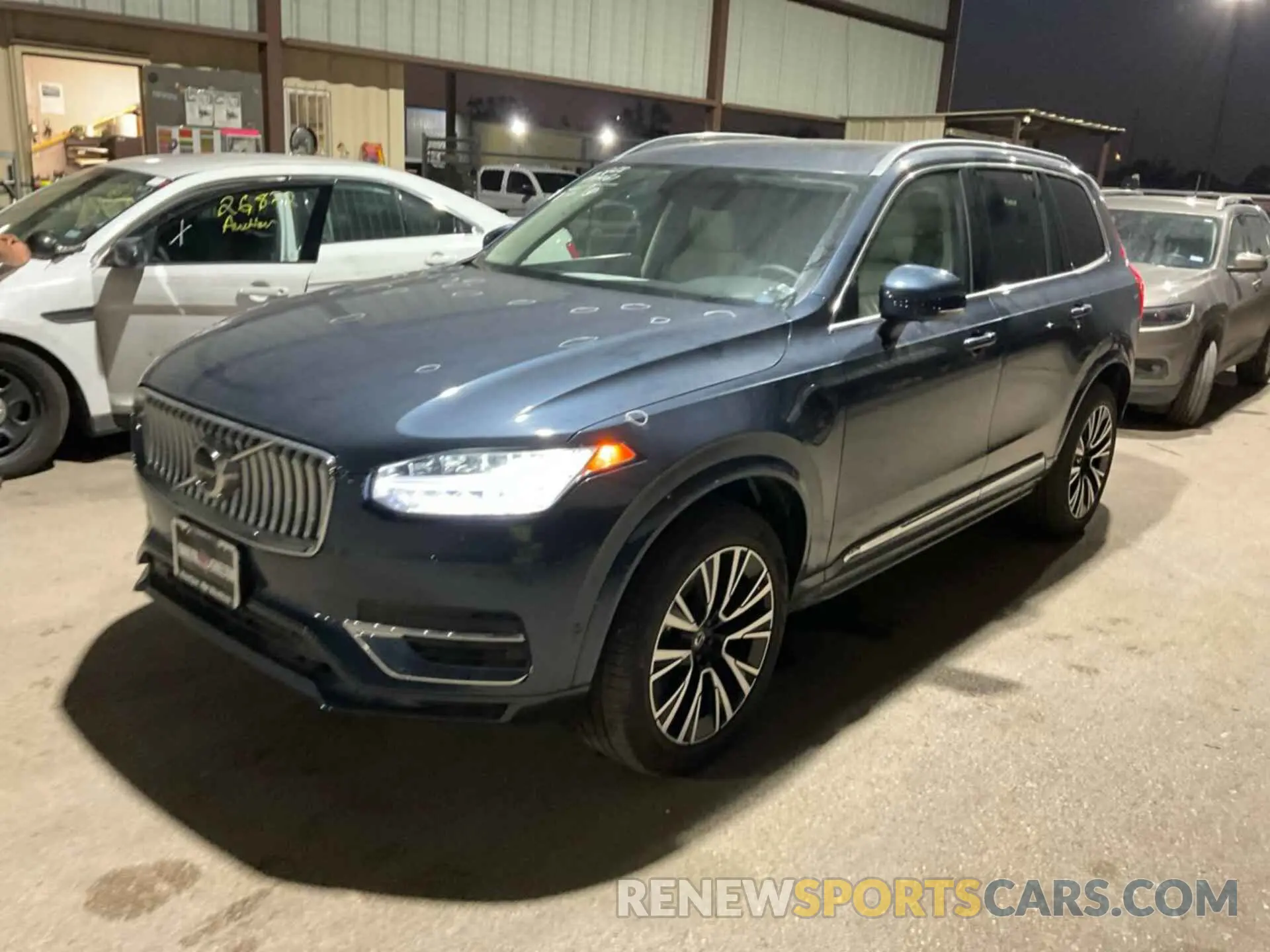 12 fotografías del automóvil dañado YV4H60CE3R1230726 VOLVO XC90 RECHARGE PLUG-IN HYBRID 2024