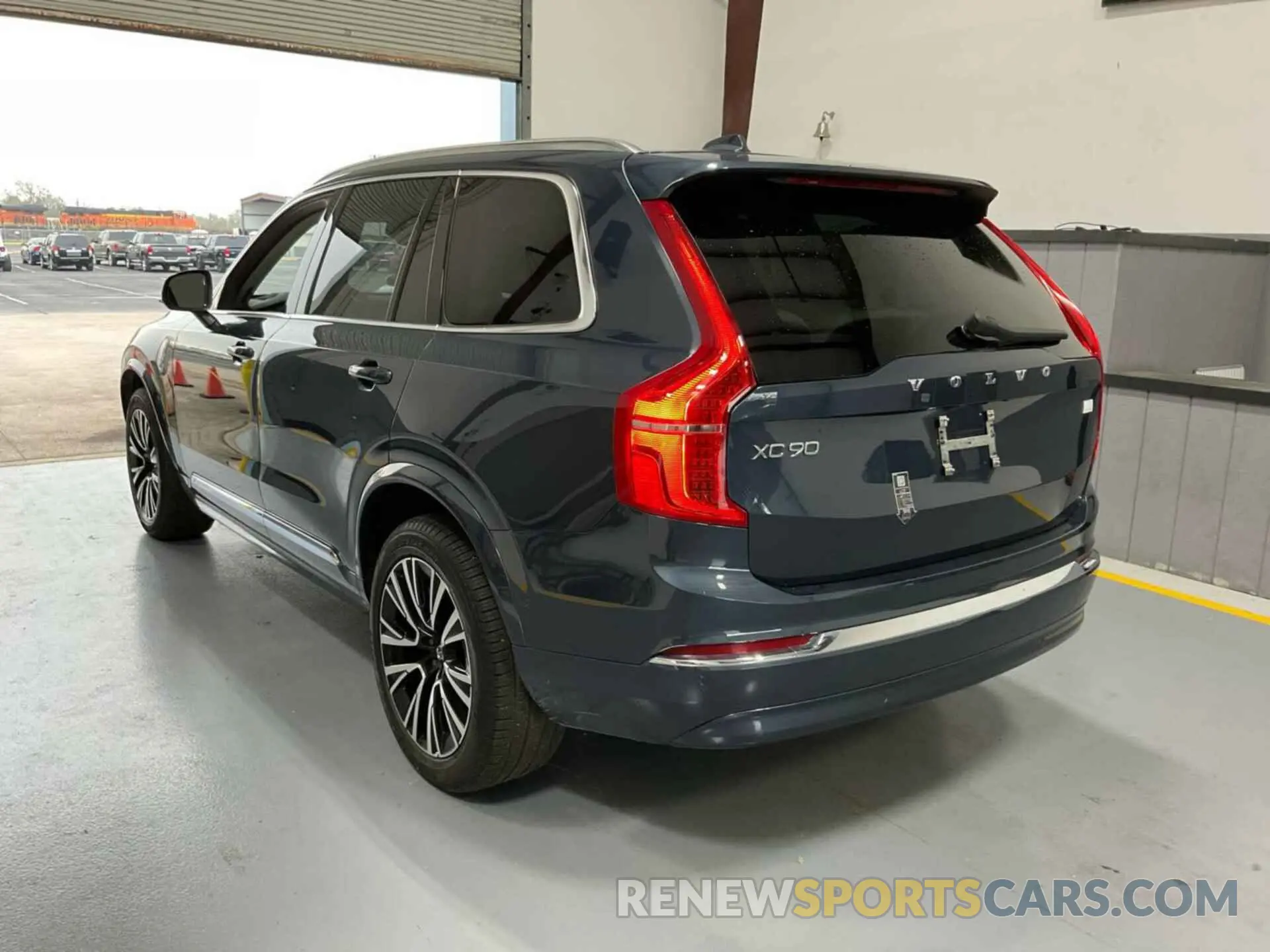 21 fotografías del automóvil dañado YV4H60CE3R1230726 VOLVO XC90 RECHARGE PLUG-IN HYBRID 2024