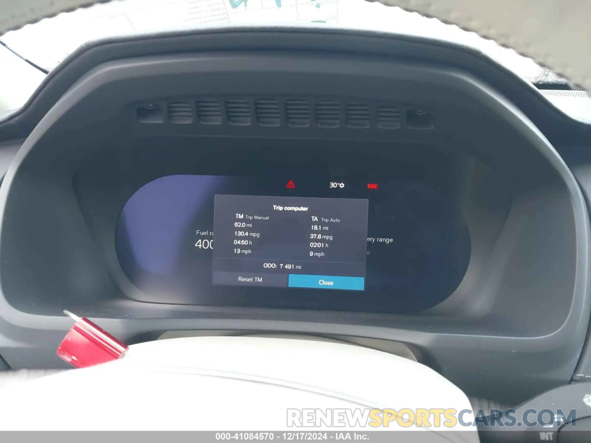 7 fotografías del automóvil dañado YV4H60LFXR1176852 VOLVO XC90 RECHARGE PLUG-IN HYBRID 2024