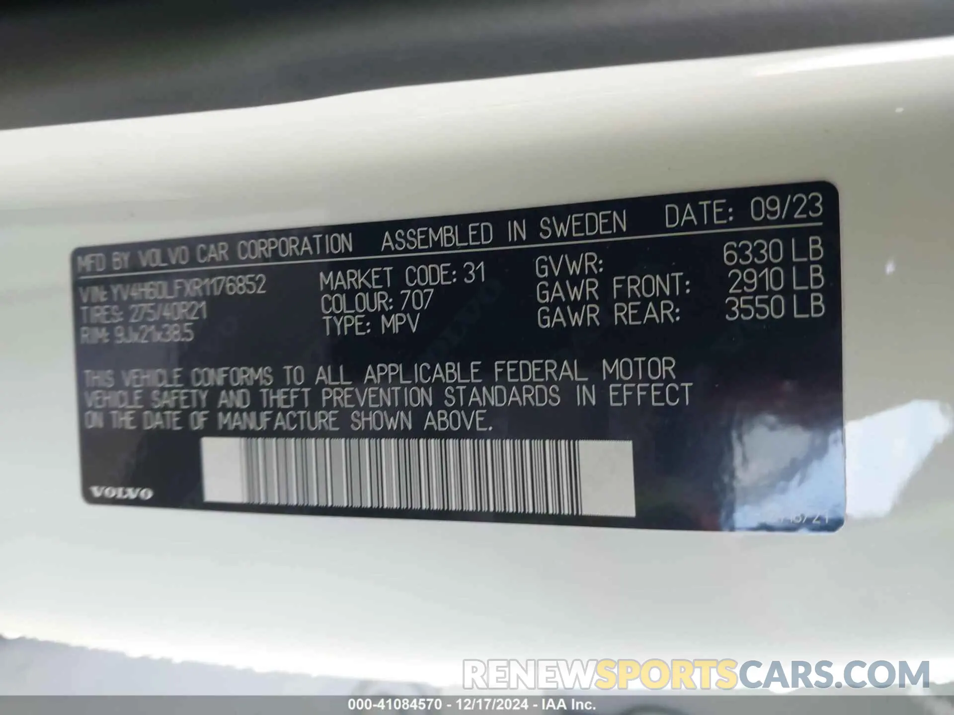 9 fotografías del automóvil dañado YV4H60LFXR1176852 VOLVO XC90 RECHARGE PLUG-IN HYBRID 2024