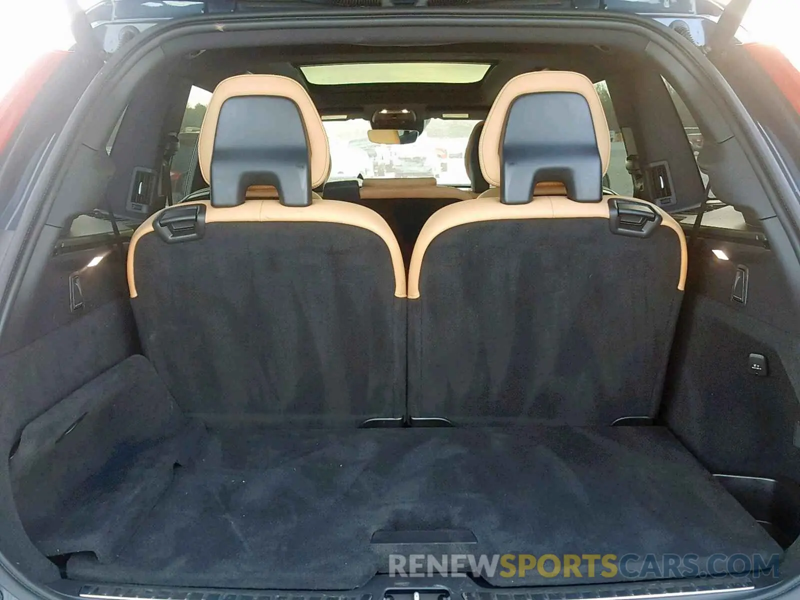 9 fotografías del automóvil dañado YV4A22PK1K1417185 VOLVO XC90 T6 2019