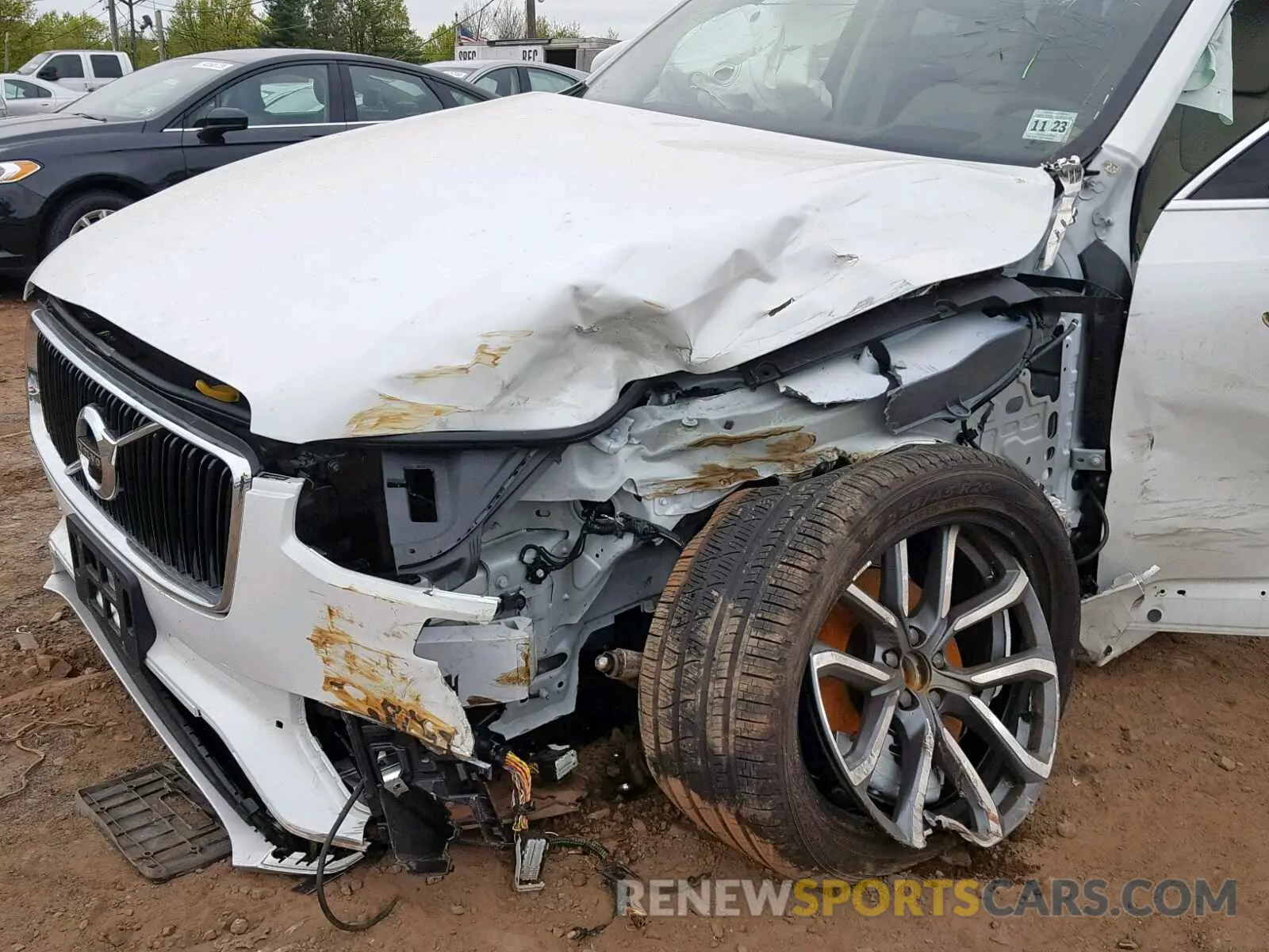 9 fotografías del automóvil dañado YV4A22PK1K1457864 VOLVO XC90 T6 2019
