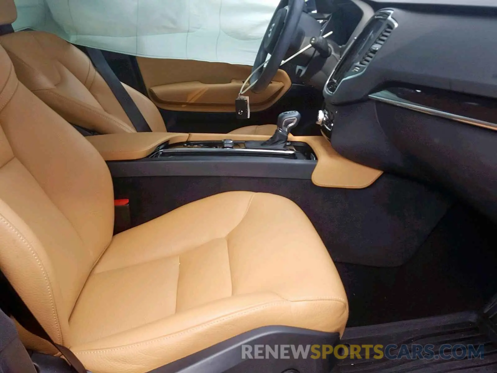 5 fotografías del automóvil dañado YV4A22PK3K1421853 VOLVO XC90 T6 2019