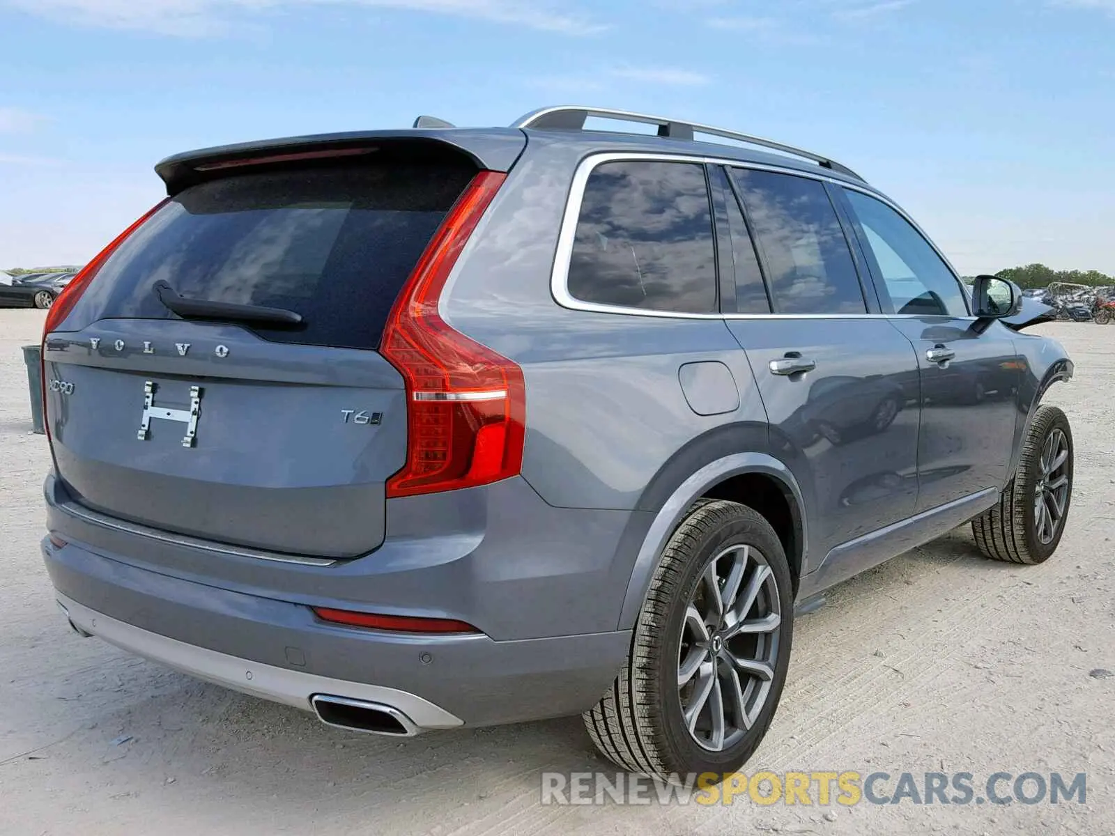 4 fotografías del automóvil dañado YV4A22PK6K1439148 VOLVO XC90 T6 2019