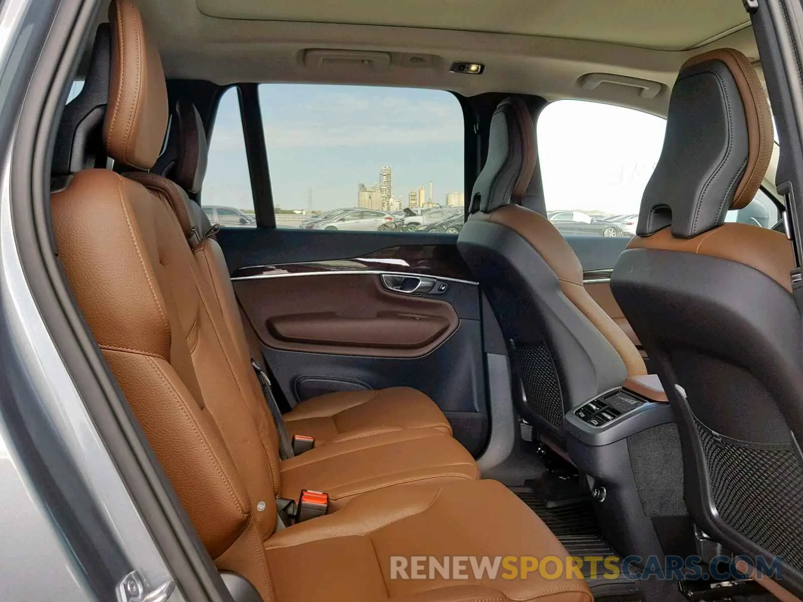 6 fotografías del automóvil dañado YV4A22PK6K1439148 VOLVO XC90 T6 2019