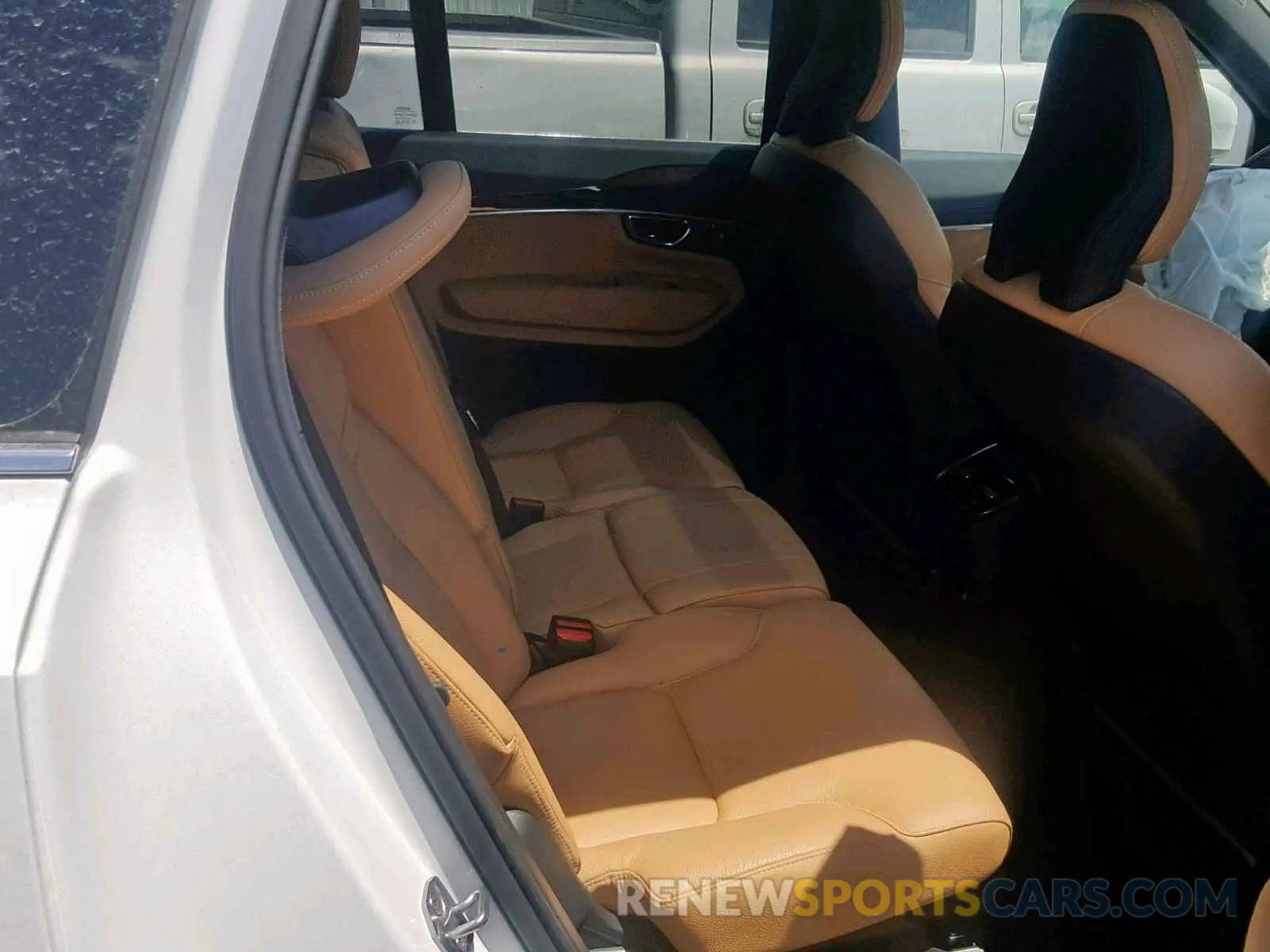 6 fotografías del automóvil dañado YV4A22PK8K1423713 VOLVO XC90 T6 2019