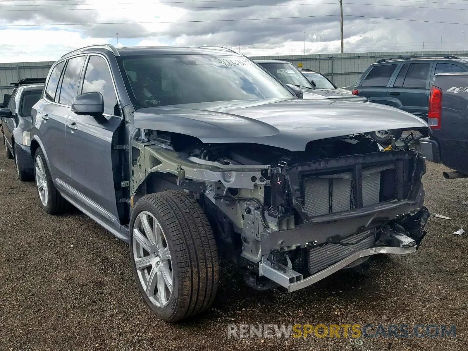 1 fotografías del automóvil dañado YV4A22PL4K1449038 VOLVO XC90 T6 2019
