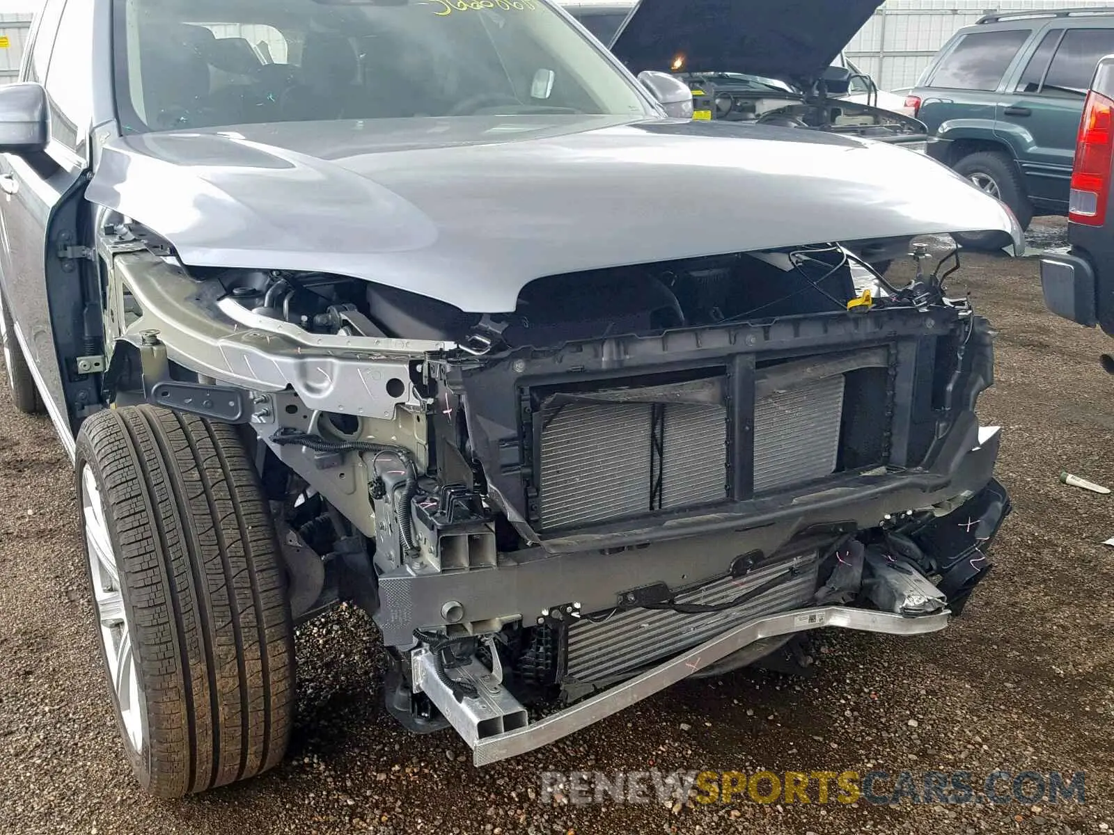 9 fotografías del automóvil dañado YV4A22PL4K1449038 VOLVO XC90 T6 2019
