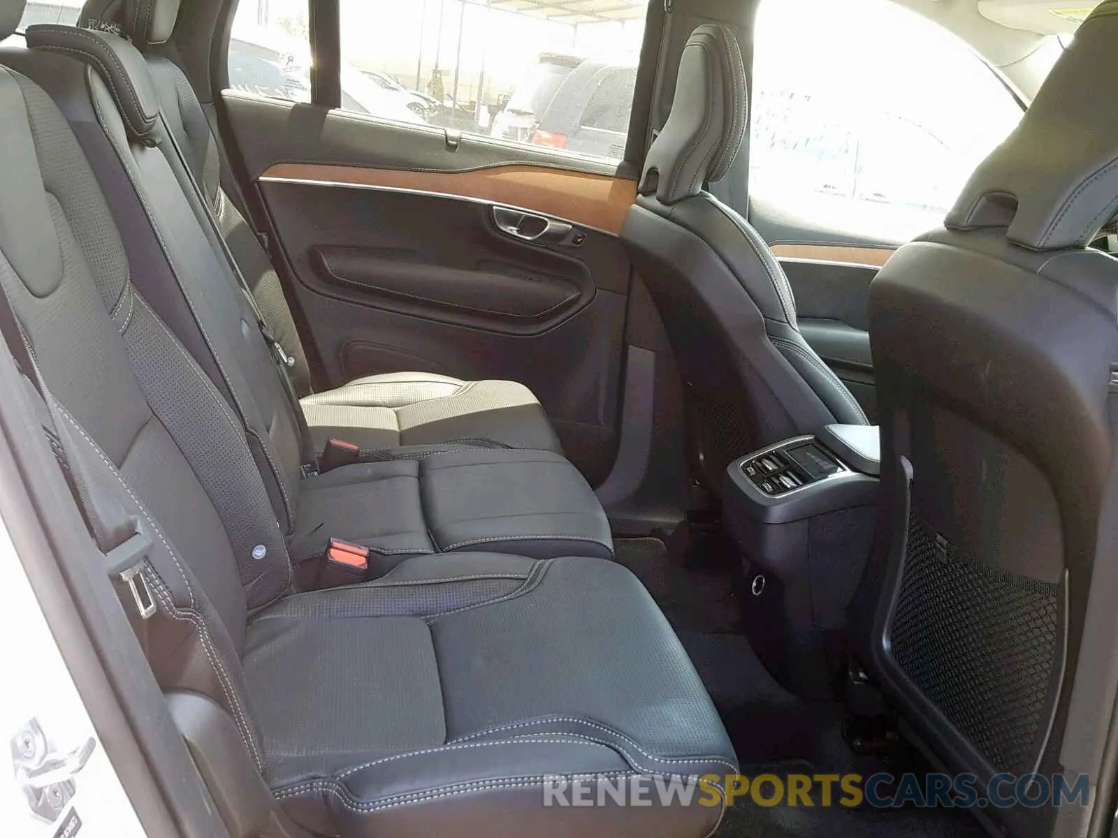 6 fotografías del automóvil dañado YV4A22PL8K1449673 VOLVO XC90 T6 2019