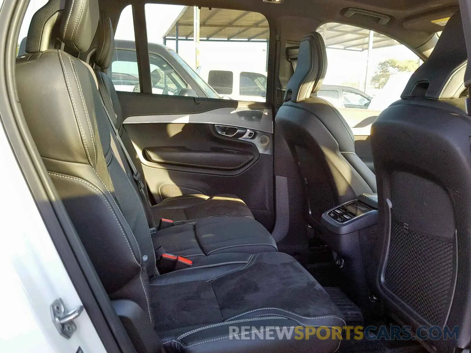 6 fotografías del automóvil dañado YV4A22PM5K1433603 VOLVO XC90 T6 2019