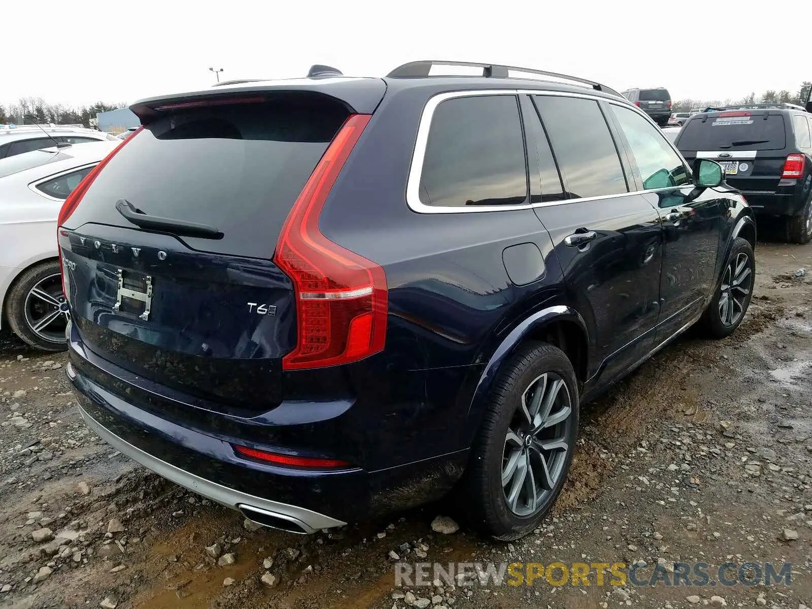 4 fotografías del automóvil dañado YV4A22PK2K1474902 VOLVO XC90 T6 MO 2019