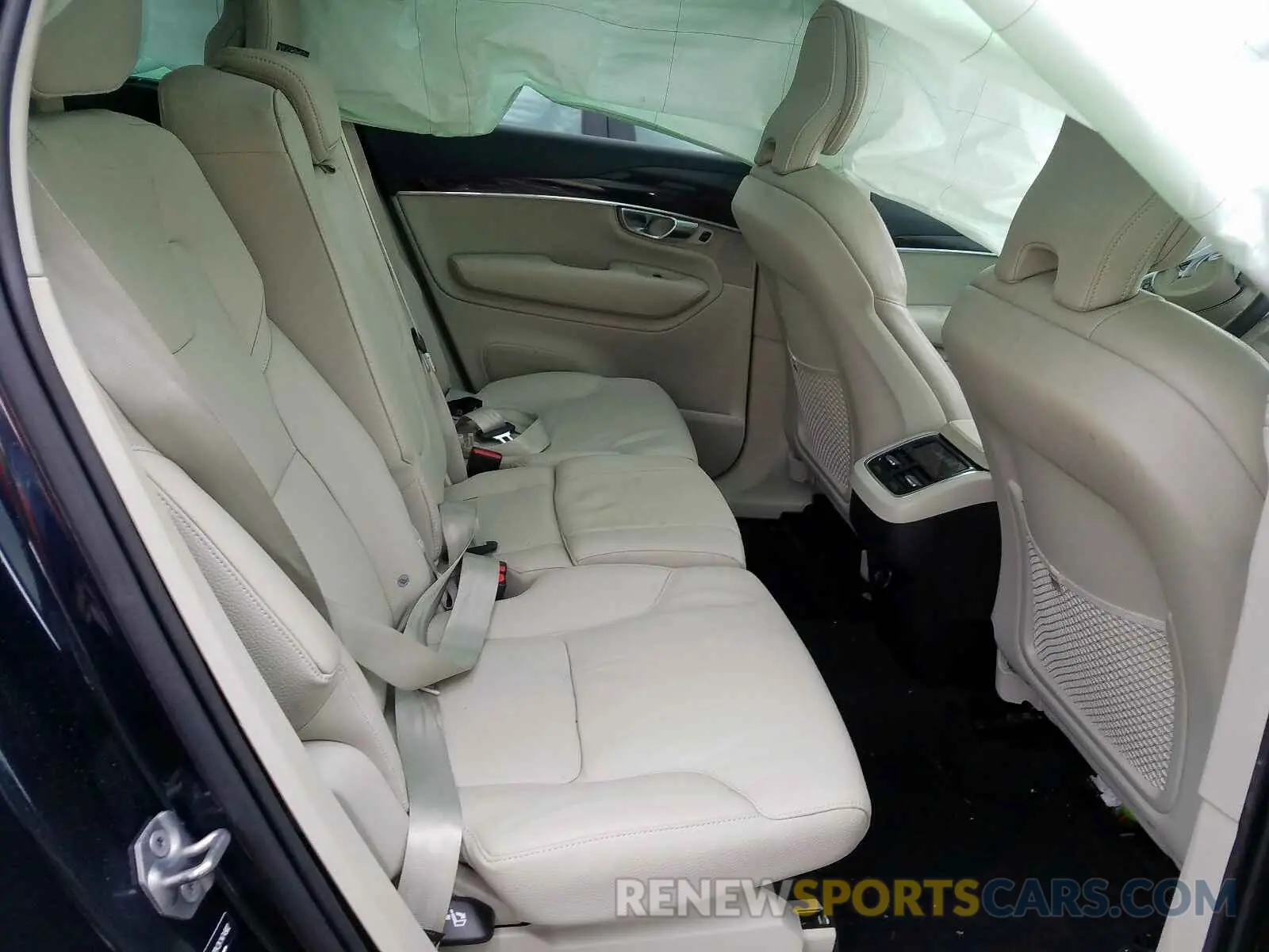 6 fotografías del automóvil dañado YV4A22PK2K1474902 VOLVO XC90 T6 MO 2019