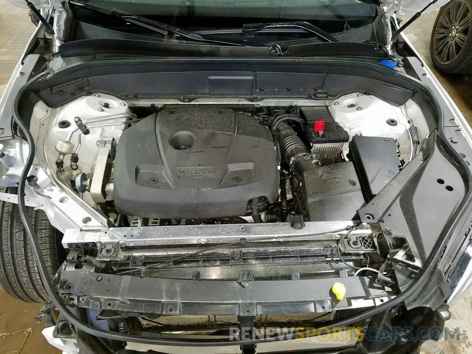 7 fotografías del automóvil dañado YV4A22PK3K1500309 VOLVO XC90 T6 MO 2019