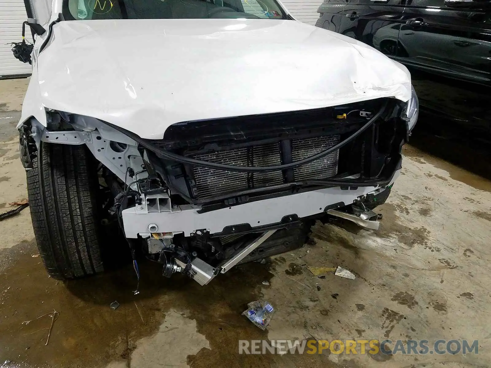 9 fotografías del automóvil dañado YV4A22PK3K1500309 VOLVO XC90 T6 MO 2019