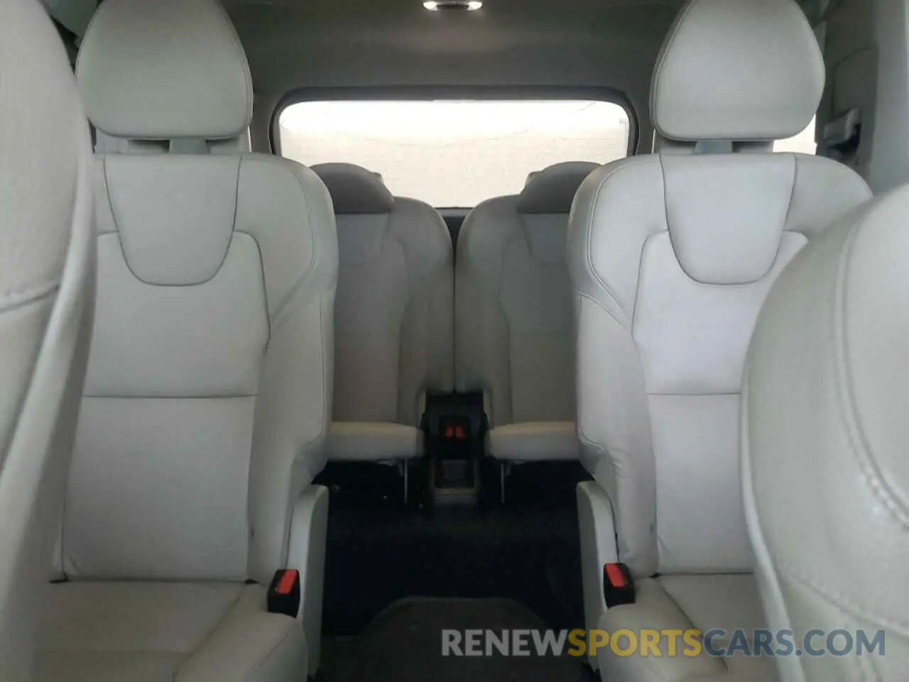 10 fotografías del automóvil dañado YV4BR00K7M1756163 VOLVO XC90 T8 RE 2021