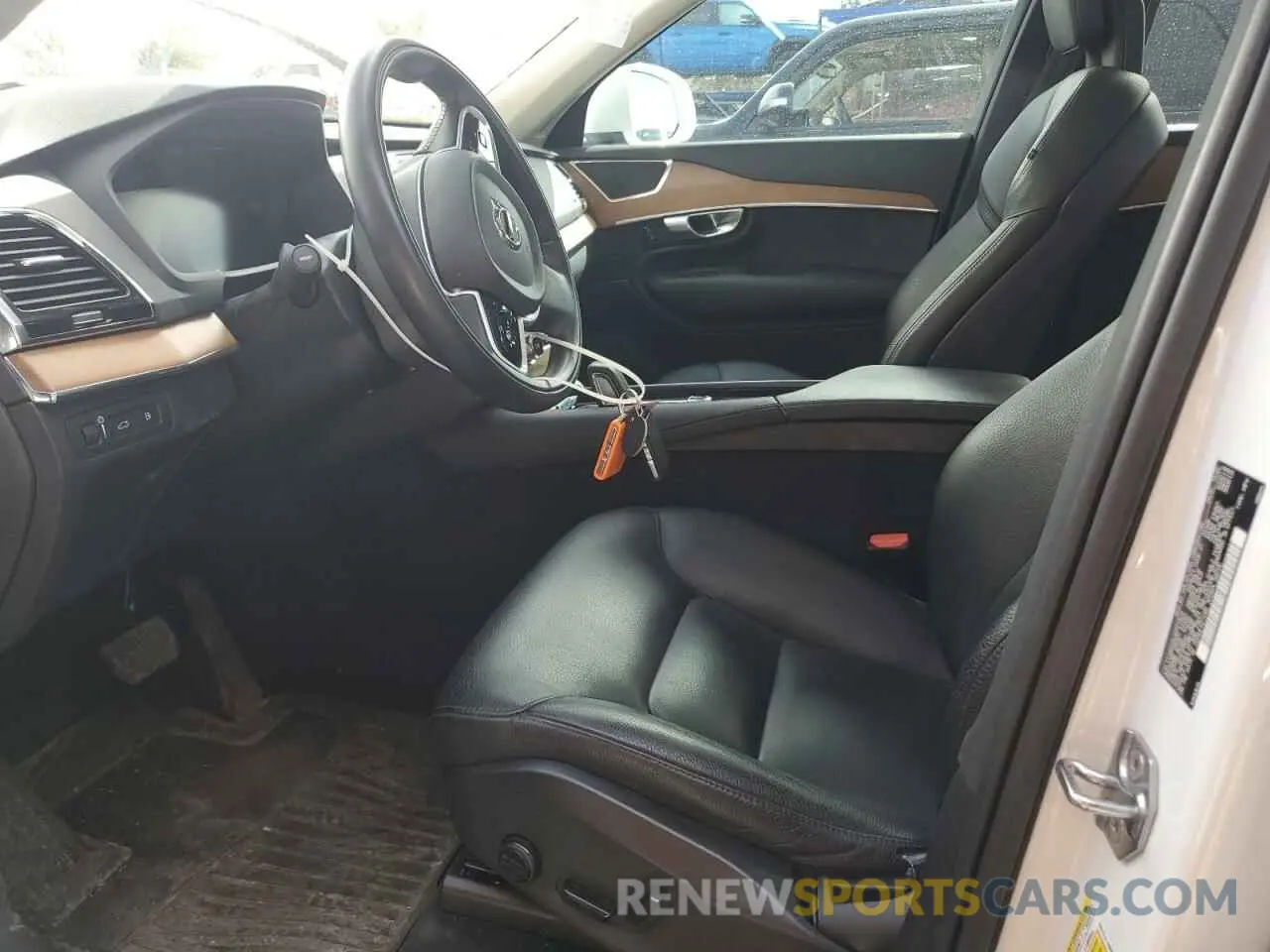 7 fotografías del automóvil dañado YV4BR00KXM1711511 VOLVO XC90 T8 RE 2021