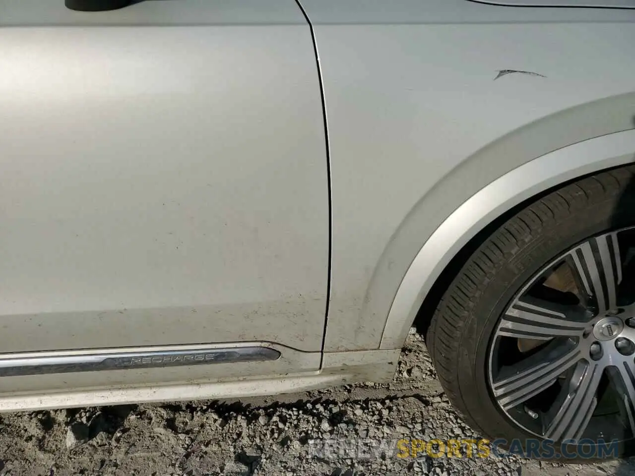 13 fotografías del automóvil dañado YV4BR0CL7N1815671 VOLVO XC90 T8 RE 2022