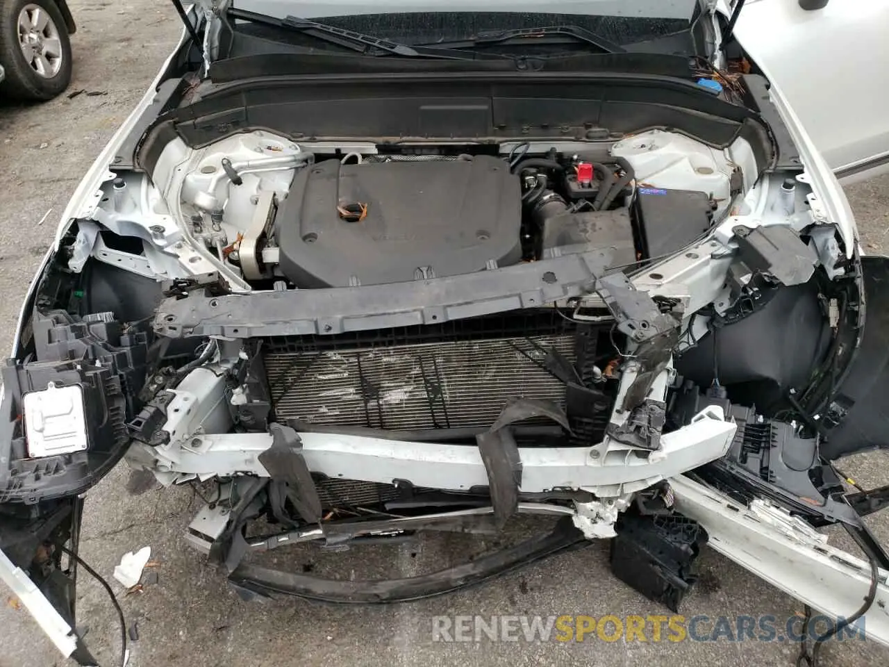 11 fotografías del automóvil dañado YV4062PA0P1921628 VOLVO XC90 ULTIM 2023